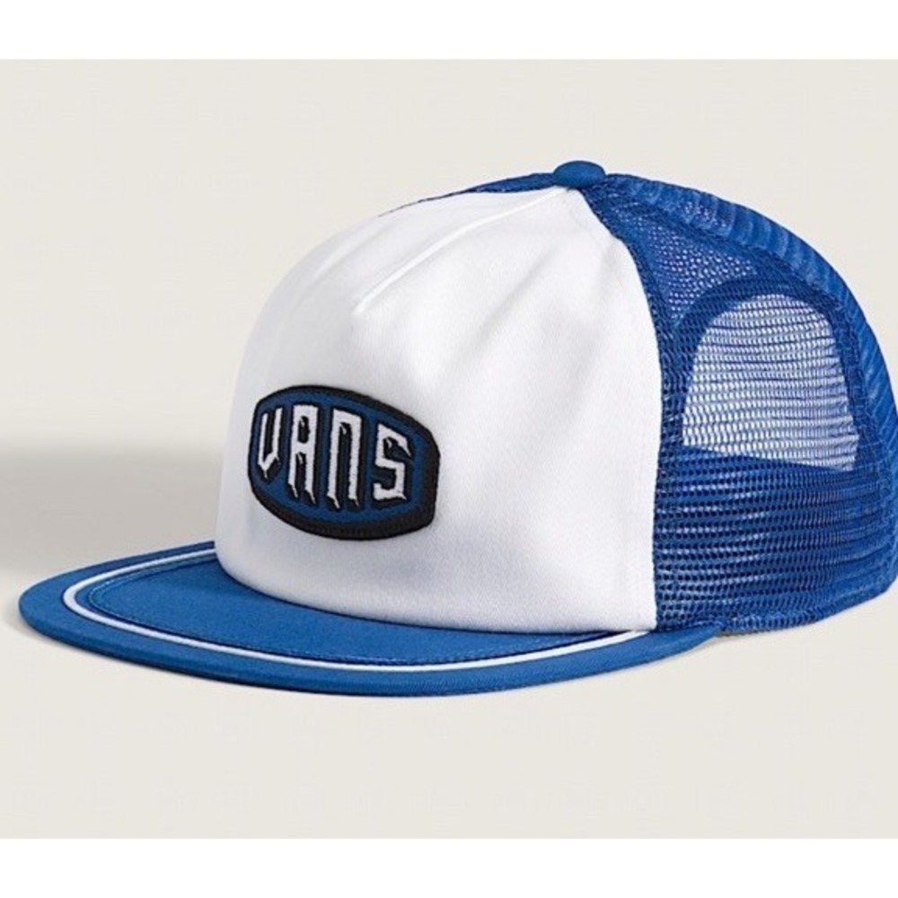 NWT Vans Raised Up White Trucker Mesh Mens Snapback Hat VN000QAM7WM